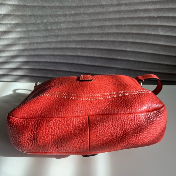 Coach Coral Red Leather Hampton Clip Lock Hobo - Picture 8 of 9